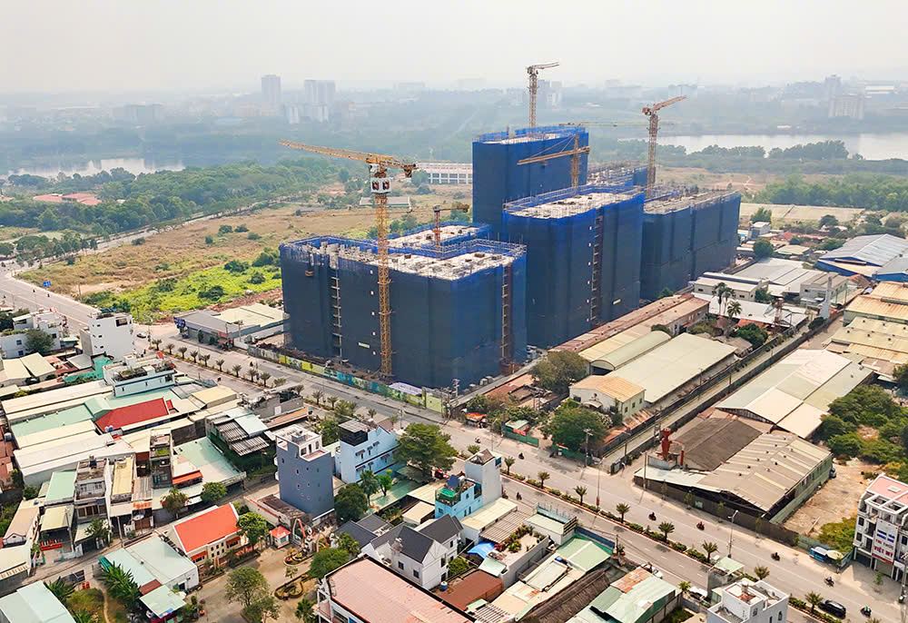 NEW GALAXY BINH DUONG ACCELERATES CONSTRUCTION, REACHES ROOF-TOPPING LEVEL FOR ITS FIRST TOWER.